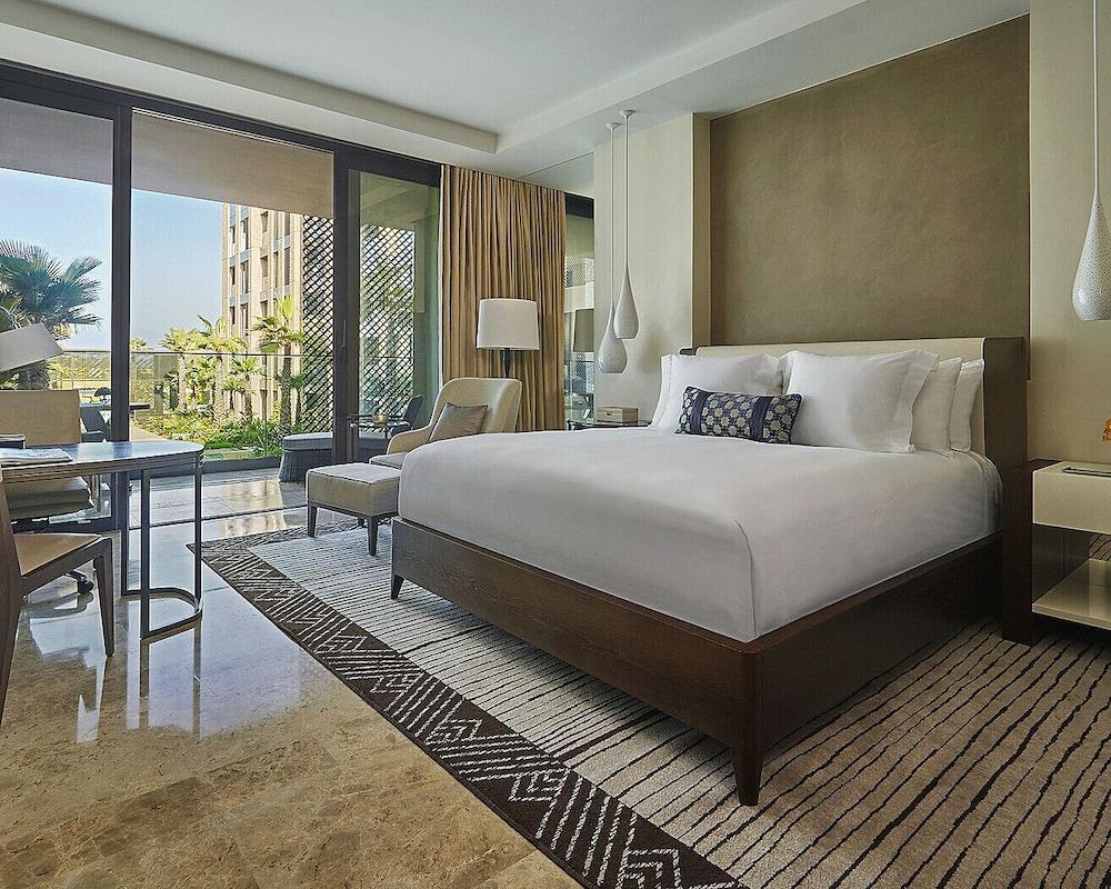 Hotel Four Seasons 5*