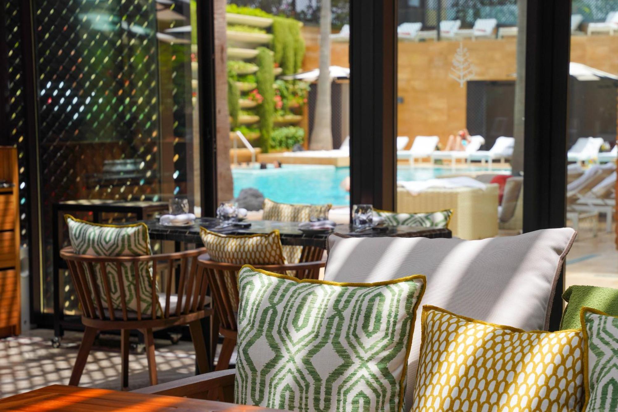 Hotel Four Seasons