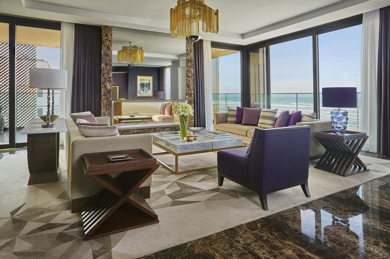 Four Seasons 5*